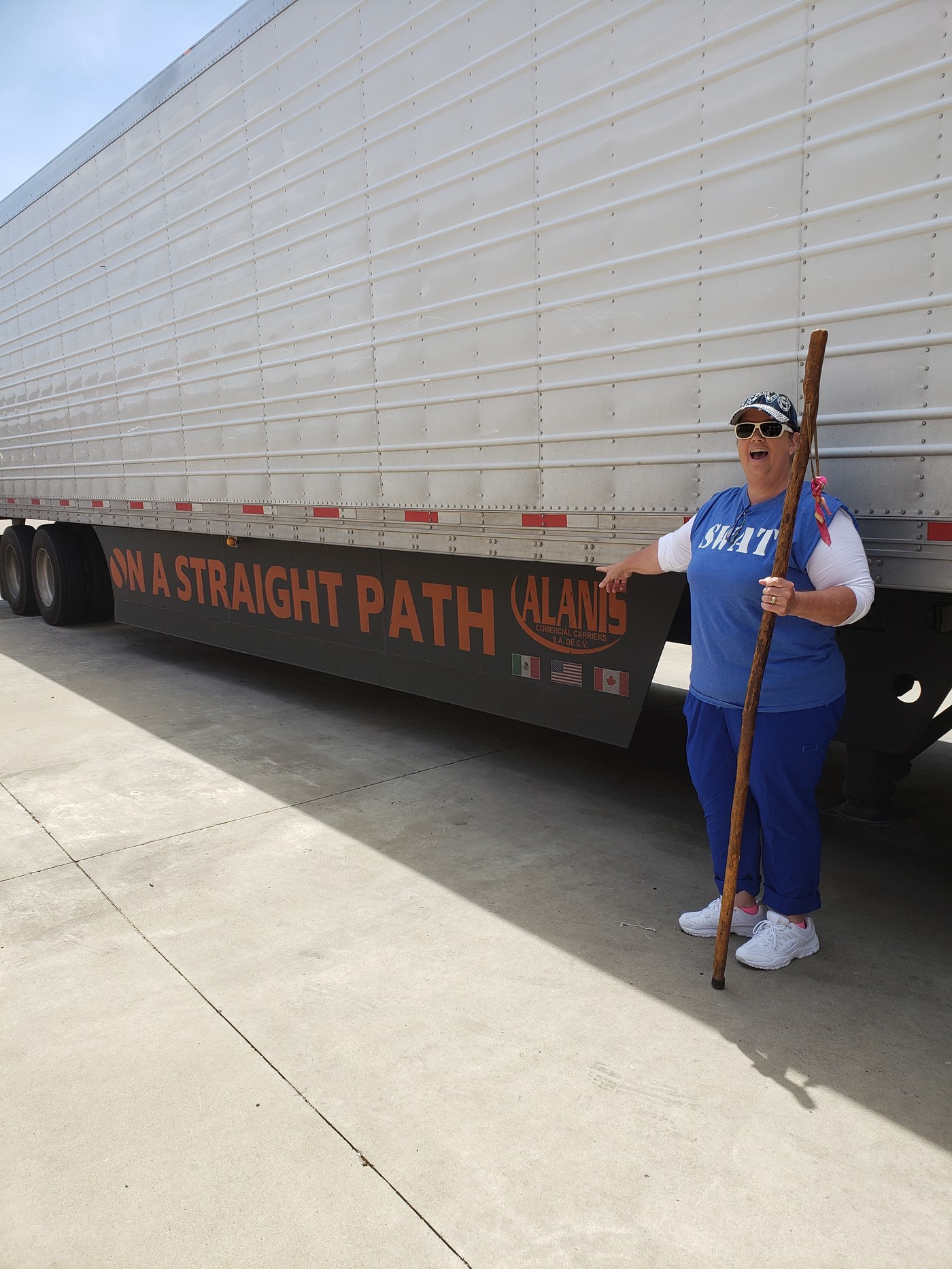 Leslie Street at Alanis 'On A Straight Path' trailer in SWAT shirt